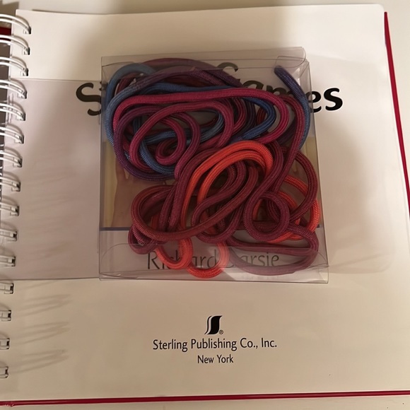String Games book, strings included! - Picture 3 of 11
